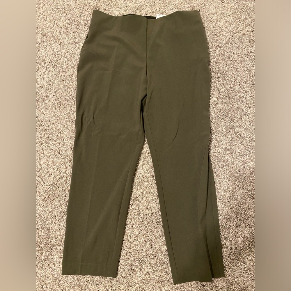 NWT Women’s Nine West Olive Green Pants 14P